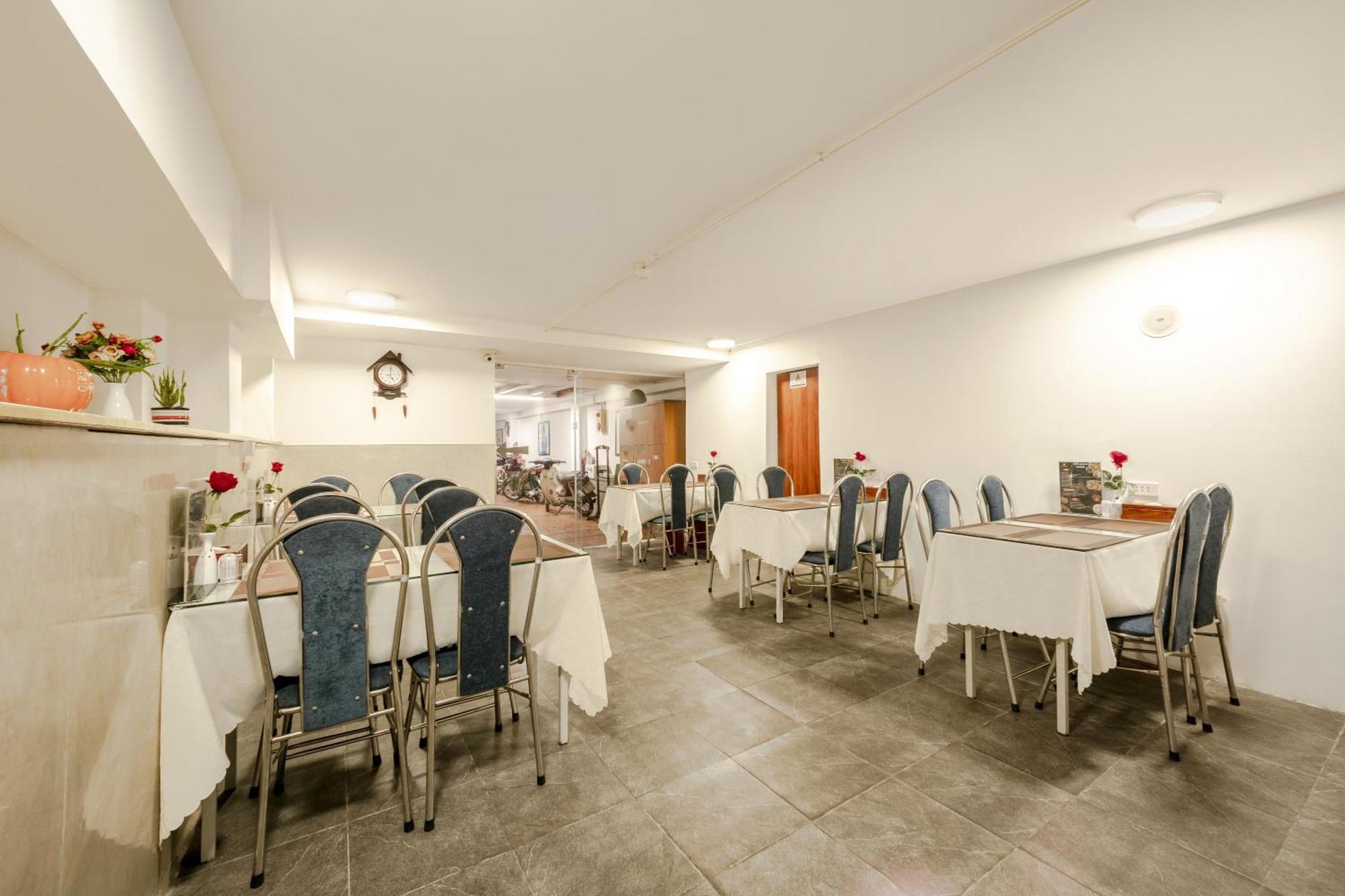 A25 Hotel - 46 Chau Long Ханой Екстер'єр фото